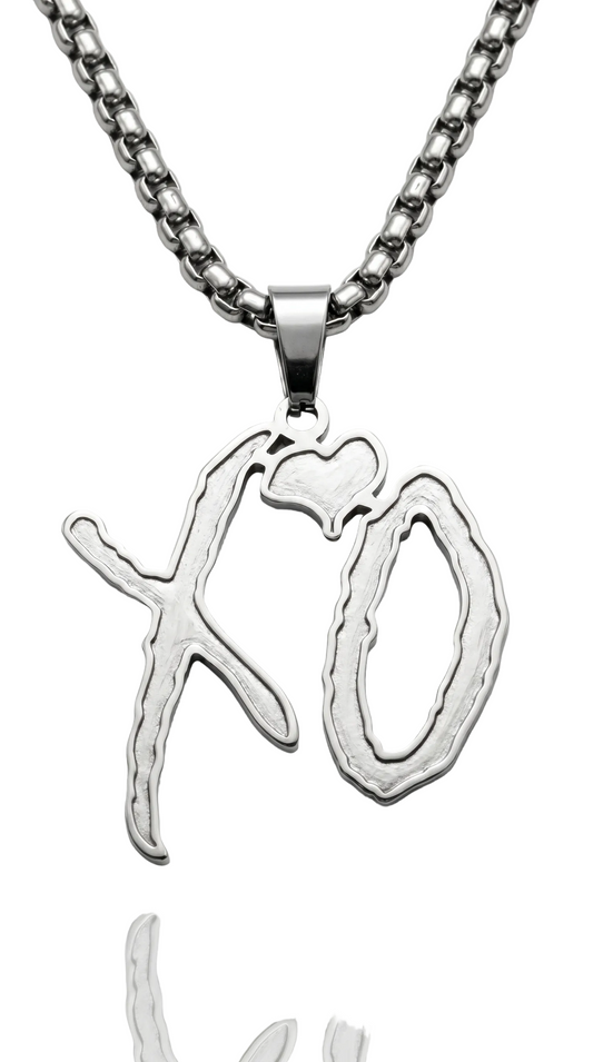 XO Pendant Necklace